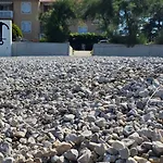 Tiha Sea *