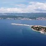 Tiha Sea