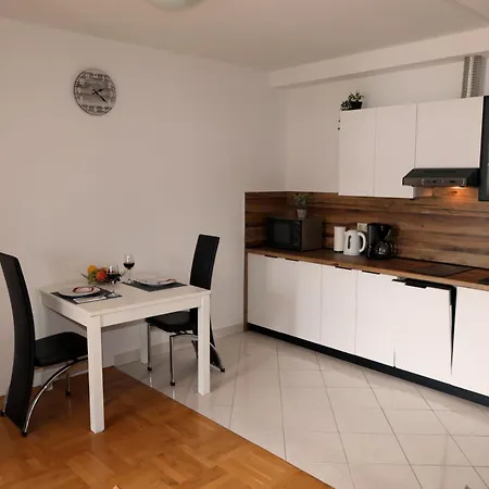 Apartment Tiha Sea Šilo