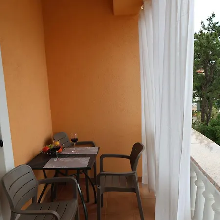 Apartment Tiha Sea *