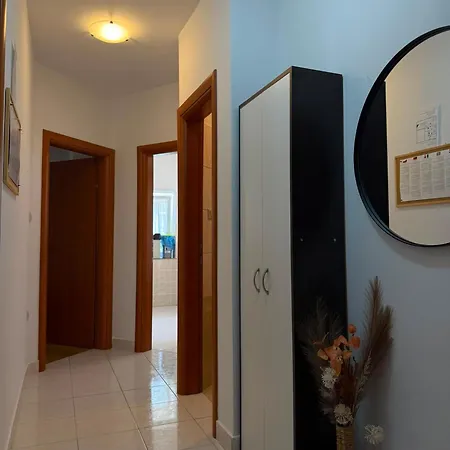 Tiha Sea Apartment *